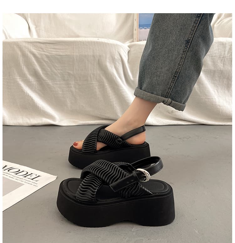 スポーツサンダル スポーツサンダル 波紋クロスベルト厚底サンダル
