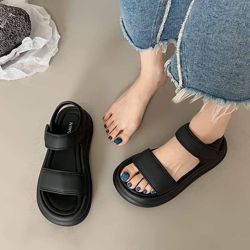 厚底ストラップスポーツサンダル
